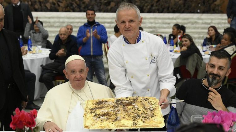 Almuerzo con el Papa Francisco en la Jornada Mundial de los Pobres 2022