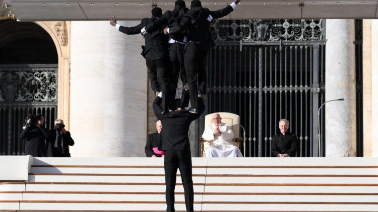 Die Darbietung auf dem Petersplatz