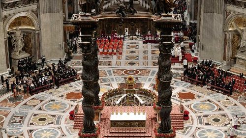 Папа благодарит Бога за веру, молитву и доброту Бенедикта XVI