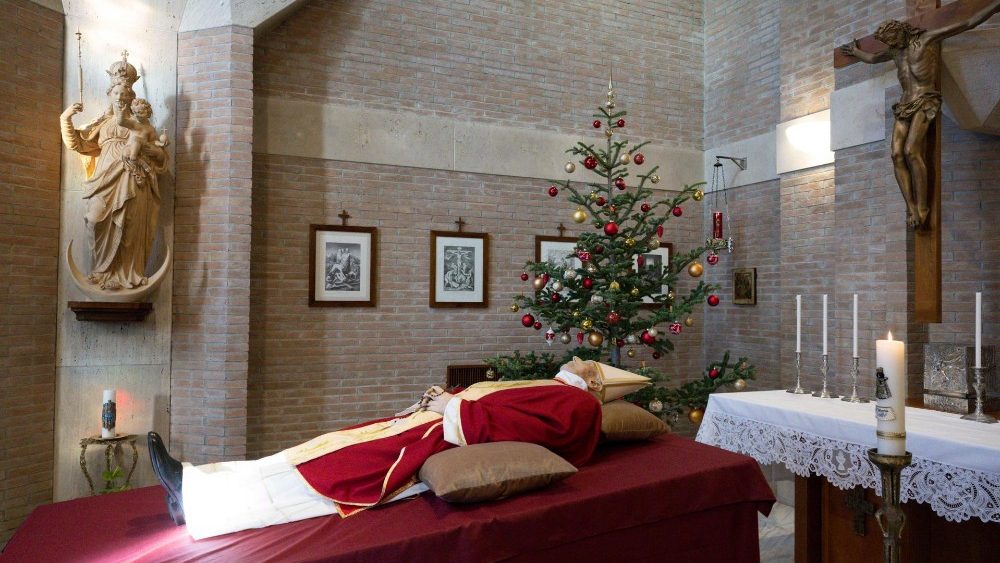 2023.01.01 Salma SS Benedetto XVI