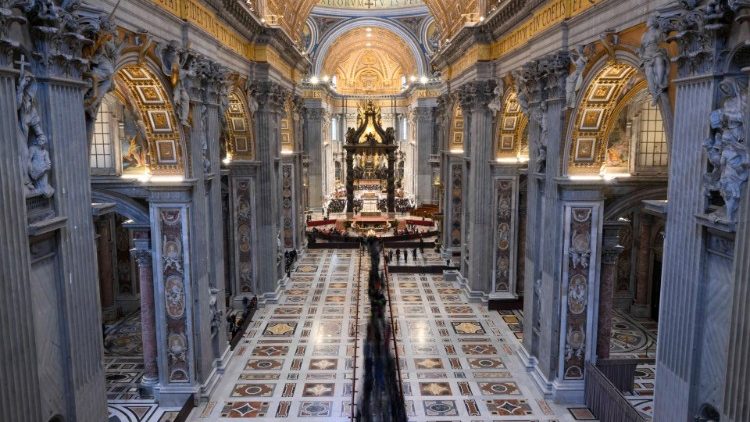 Viele Menschen wollen Benedikt XVI. die letzte Ehre erweisen