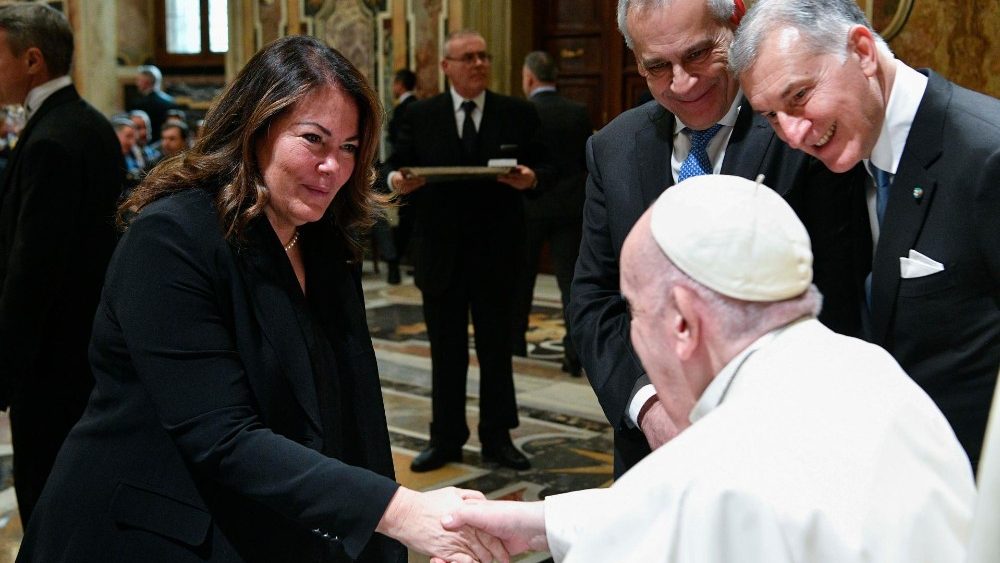 Na Sala Clementina, o encontro com dirigentes e funcionários da Inspetoria de Segurança Pública do Vaticano