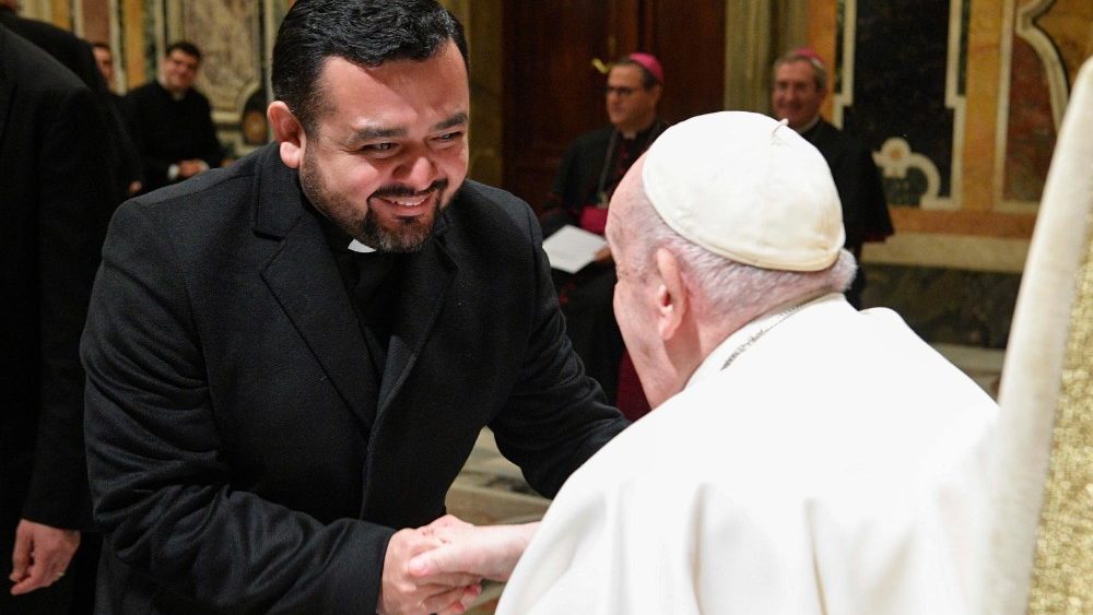 Падчас сустрэчы з святарамі Барселонскай архідыяцэзіі, якія працуюць у душпастырстве моладзі