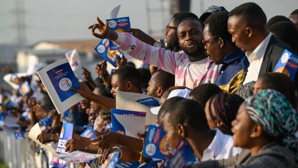 Messe célébrée près de l'aéroport de N'dolo, à Kinshasa, le 1er février 2023