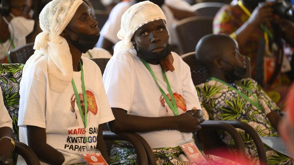 Удзельнікі сустрэчы Папы з ахвярамі насілля ў Дэмакратычнай Рэспубліцы Конга