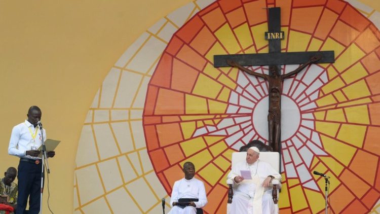 Vijana wachote nguvu na ujasiri katika: Neno, Sala, Sakramenti na Msalaba