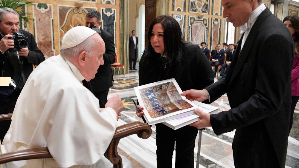 Il Papa con esponenti dell'Area Medica del Servizio di Pastorale Sanitaria della Diocesi di Roma