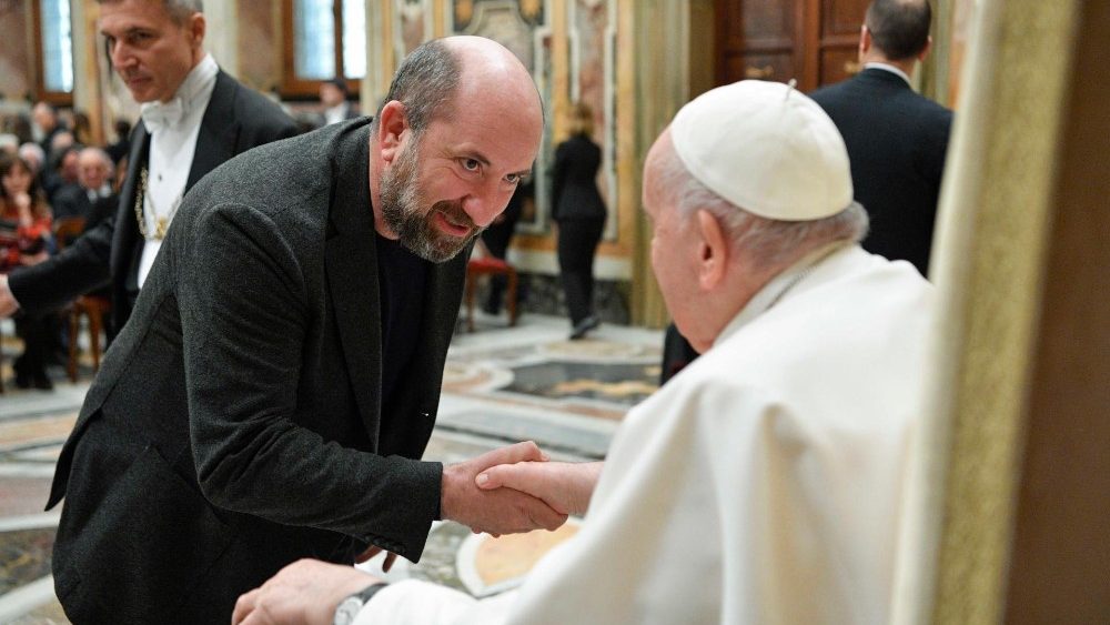 Papa Francisco com os membros da Fundação Entidade do Espetáculo