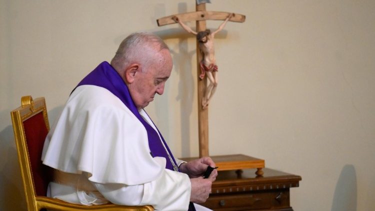 Sveti je Otac podsjetio da je susret s Bogom preko ispovjednika „slavlje koje liječi srce i unutra ostavlja mir“ 