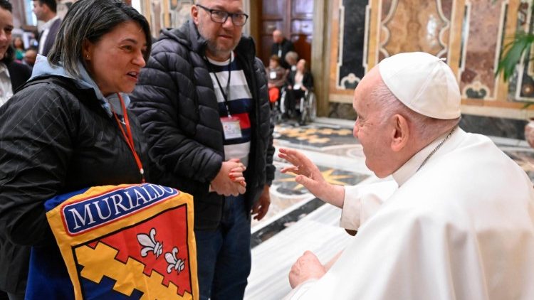 Laici della famiglia del Murialdo salutano il Papa