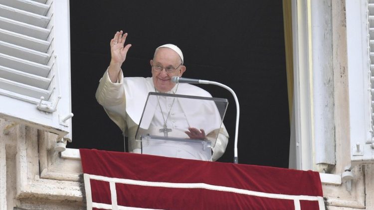 Papst Franziskus beim Angelusgebet am vierten Fastensonntag