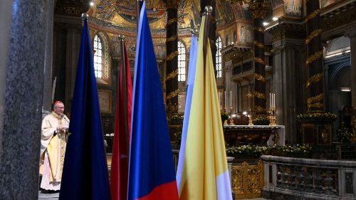 Parolin: la divisione pacifica della Cecoslovacchia modello per i conflitti di oggi