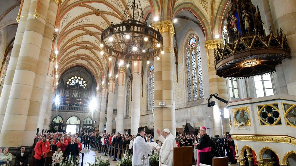 புனித எலிசபெத் ஆலயம் 