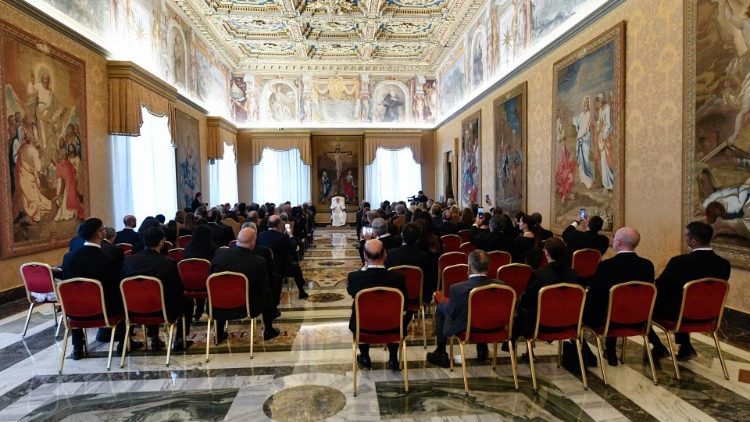 Папа Франциск на встрече с варнавитами (Ватикан, 29 мая 2023 г.)