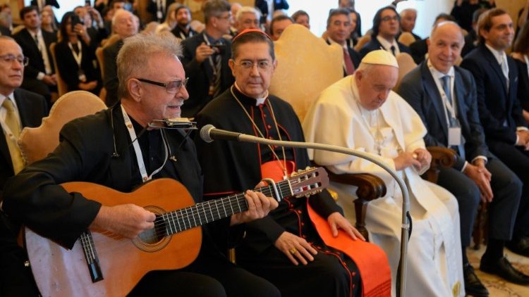 Papież z uczestnikami kongresu organizowanego przez Instytut Dialogu Miedzyreligijnego z Argentyny 