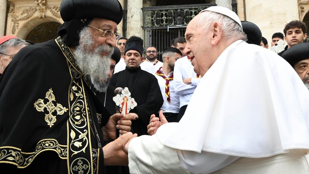 Papa Francisco e Tawadros II na Audiência Geral