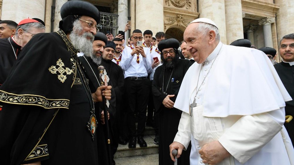 Papa Francisco e Tawadros II na Audiência Geral