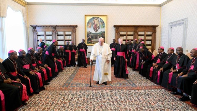 Inakadiriwa kuwa, Jumuiya hii ilianza mnamo mwaka 1968 ikiwa inajulikana kama UMOJA WA WANAFUNZI WAKATOLIKI WATANZANIA ROMA.