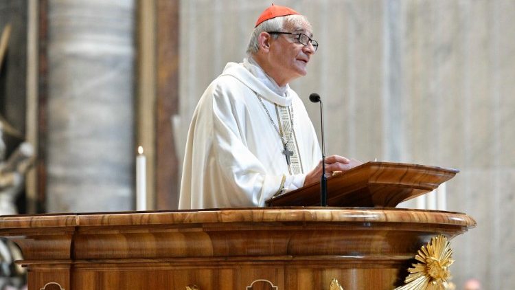 Кардынал Матэа Дзупі падчас Імшы на заканчэнне асамблеі італьянскага епіскапату