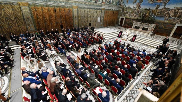 Un'altra immagine dell'udienza in Cappella Sistina
