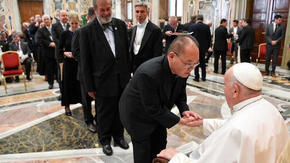 Il Papa durante l'udienza ai partecipanti all'incontro a Roma tra i rettori delle Università dell'America Latina