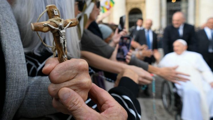 Il Papa al termine dell'udienza generale