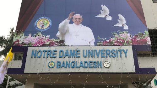 Bangladesch: Radikaler Imam gegen Universitätsbesuch von Frauen