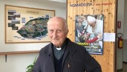 1e—09- Guarasci, don Ferdinando Successore di don ZenoAEM.jpg