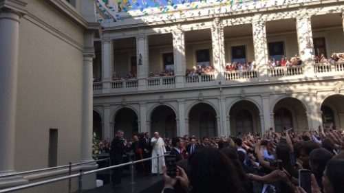 Papa: riforma università cattoliche, segno di una Chiesa in uscita