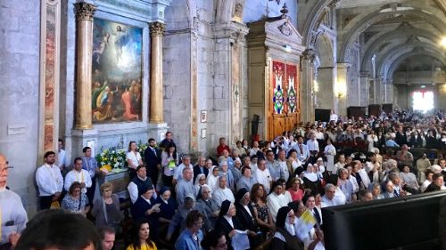 Papstansprache beim Treffen mit Priestern und Ordensleuten