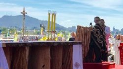 De Carolis 15 f Messa Temuco preghiera Mapuche.JPG