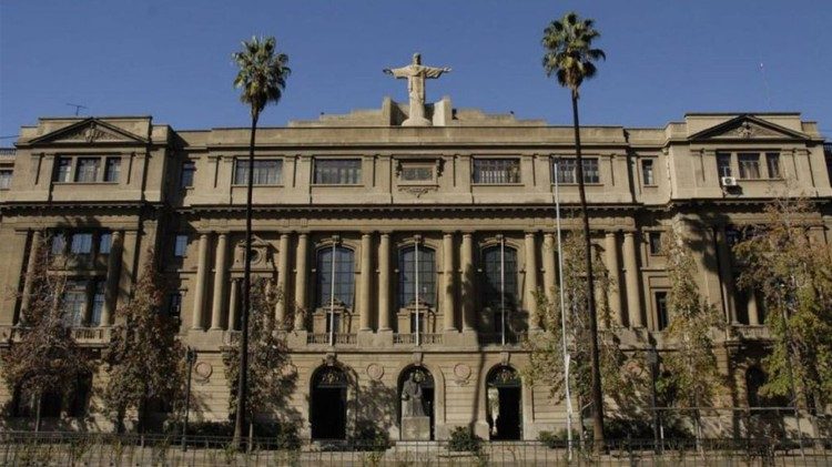 Katholische Universität in Santiago, Chile: Dort war der Papst kürzlich zu Gast