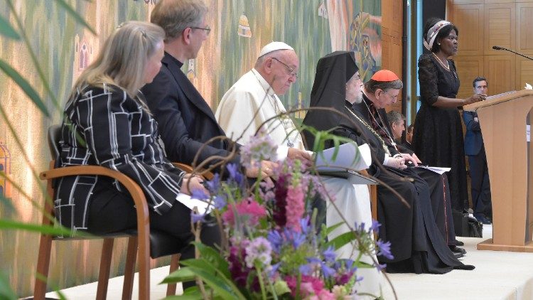 Le Pape parmi les responsables du COE, le 21 juin 2018 à Genève.