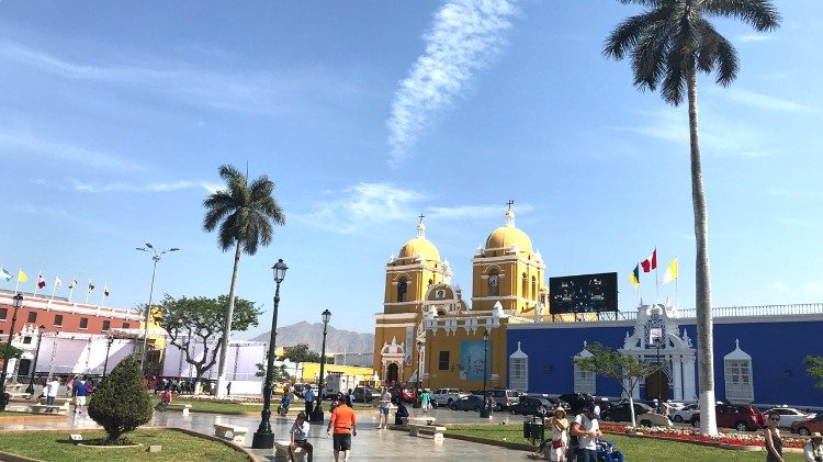 Trujillo Plaza de  Armas 