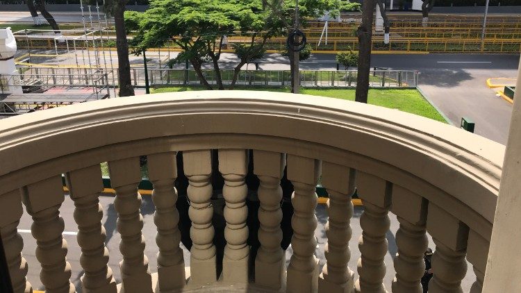 3c-14-Lomonaco-Nunziatura Balcone.JPG