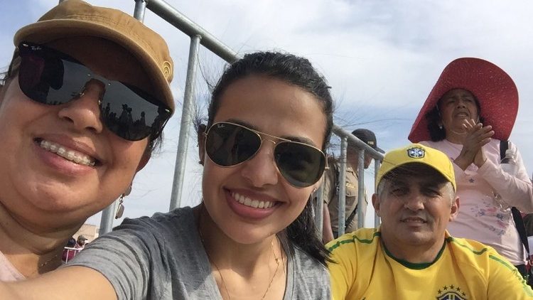 A família Sampaio participou da última missa do Papa em solo peruano