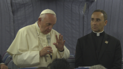 conferenza stampa aereo 2.PNG