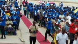 JOVENS NO ENCERRAMENTO DA II JORNADA MUXIMAaem.jpg