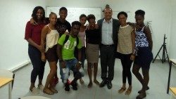 Pe Vieira 1_Prof Leandro em Cabo  Verde ok.jpg