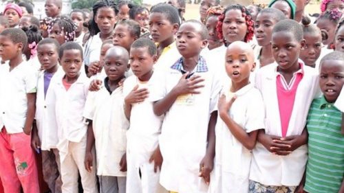 Angola: Mosaiko denuncia adopções ilícitas na Lunda Norte