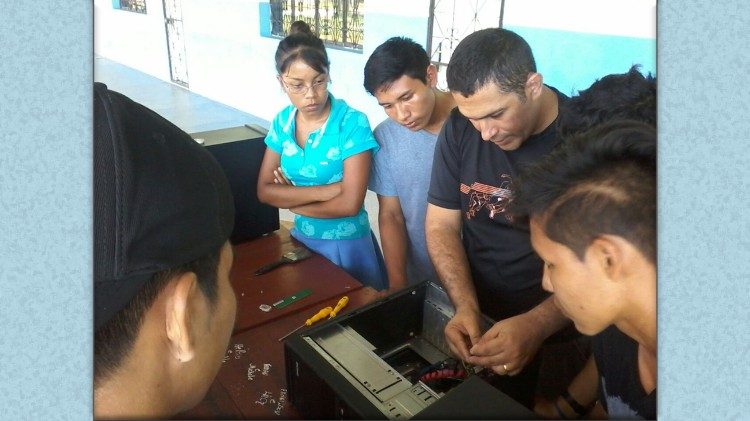 WhatsApp Image 2018-06-11 at 17.10.36aem.jpg