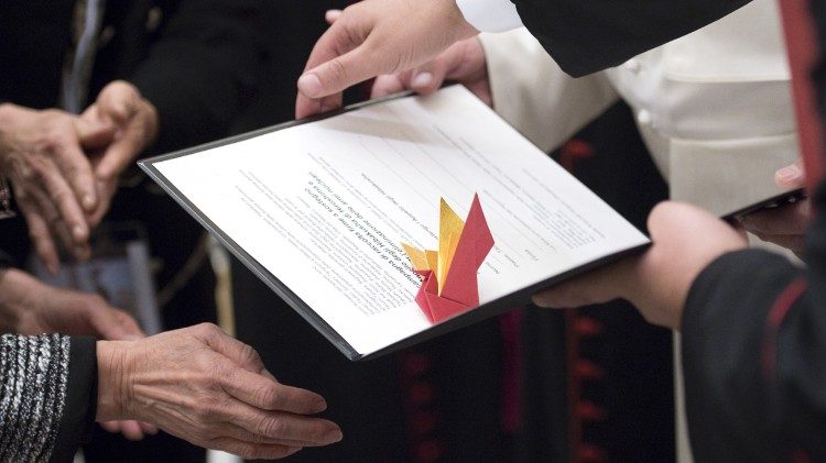 File photo of Pope Francis' meeting with Hiroshima/Nagasaki survivors at a Vatican Conference on Nuclear Disarmament in 2017