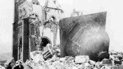 UrakamiTenshudoJan1946 - IMMACULATE CONCEPTION CATHEDRAL,NAGASAKIaem.jpg