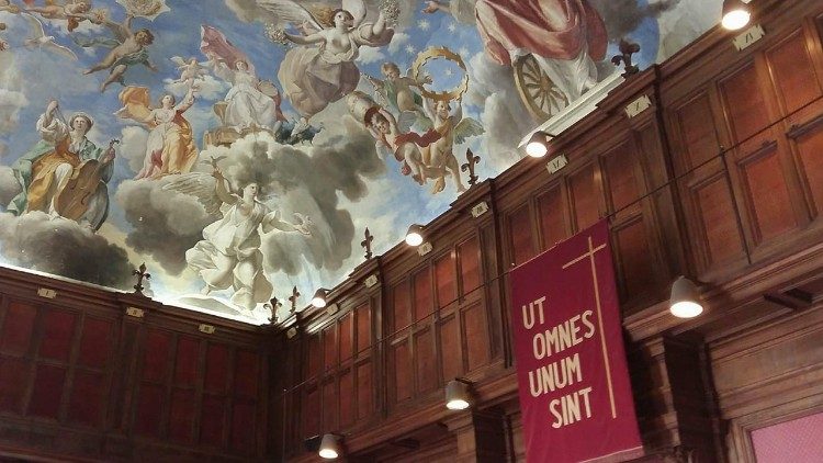 The conference room in the Palazzo Doria Pamphilj, overlooking Rome's Piazza Navona, where the Centro Pro Unione is located