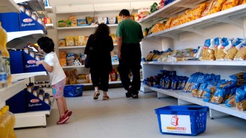 Solidarietà e consumo responsabile: 10 anni dell'Emporio Caritas