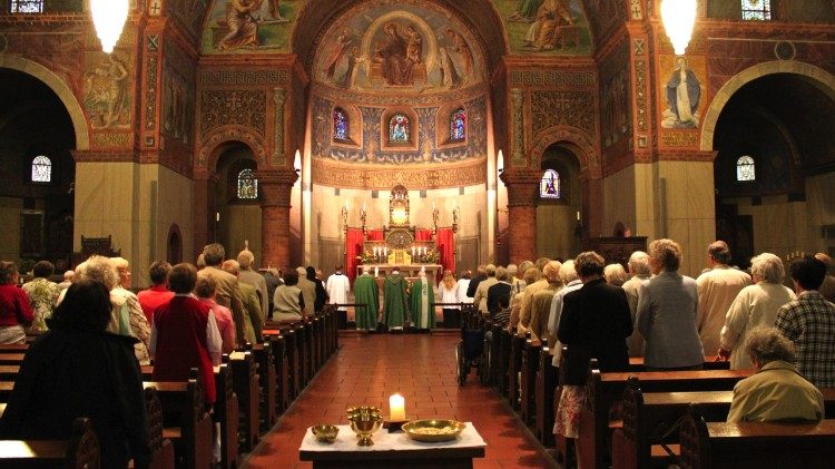 Bei der Heiligen Messe