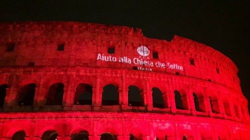 Cristianos perseguidos, ACN ilumina de rojo catedrales y monumentos