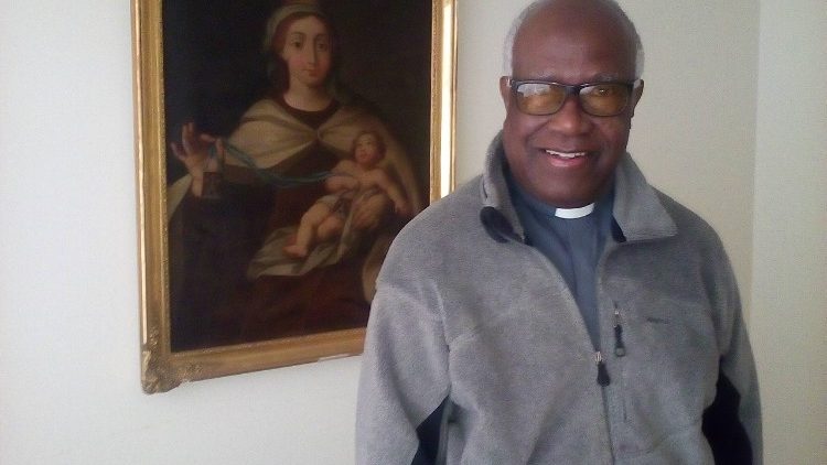 D. Zacarias Camuenho, Arcebispo Emérito do Lubango, em Angola 