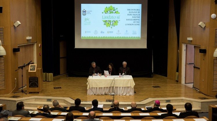 Terra Santa  - Conferência Centro Notre Dame