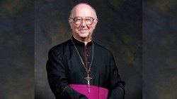 MONS. OBESO (1).jpg